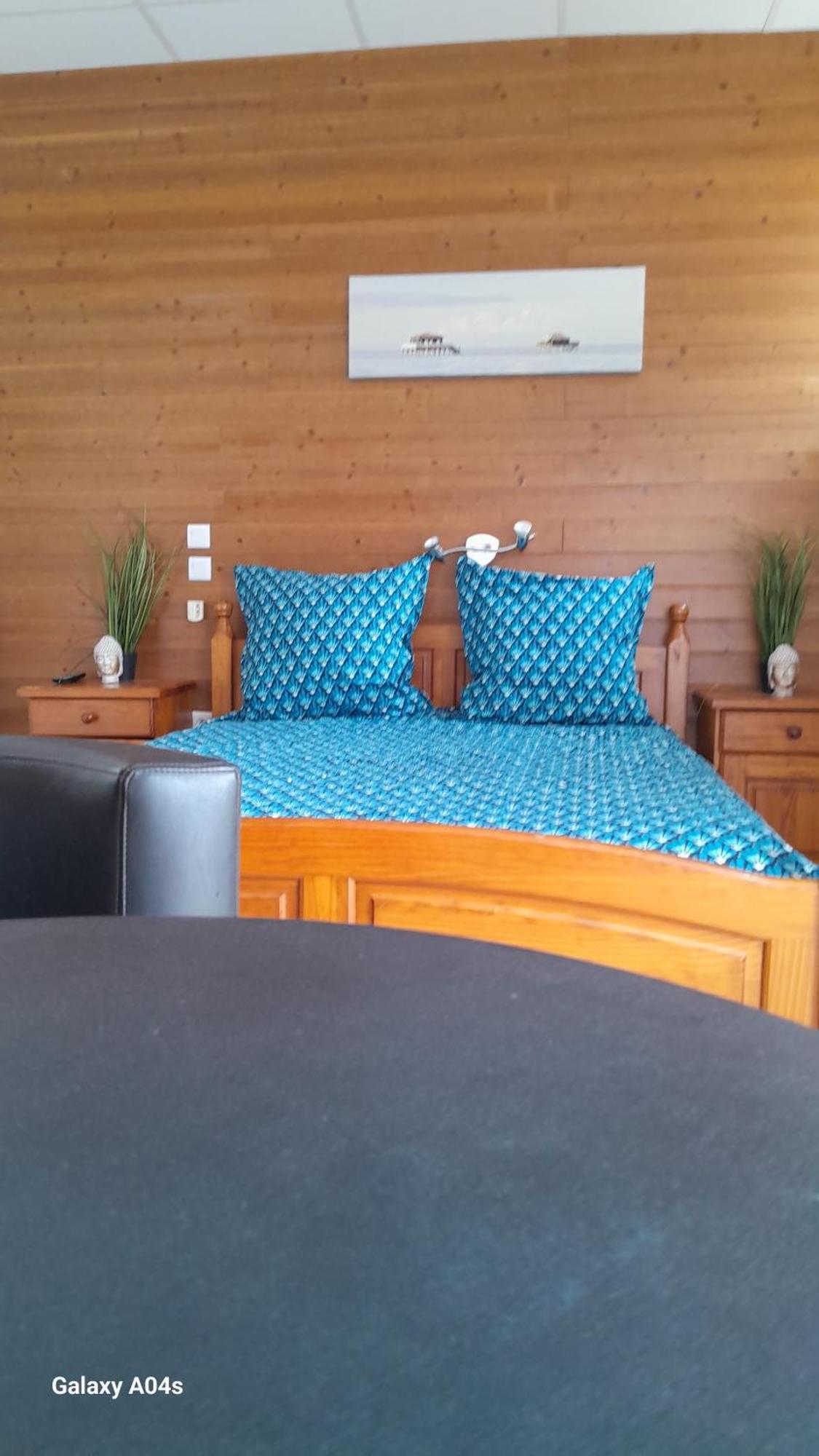Bed and Breakfast Le Domaine Мусте Экстерьер фото